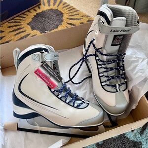 Lake Placid Supreme #694 NEW IN BOX Ice Skates Cream/White Size 8